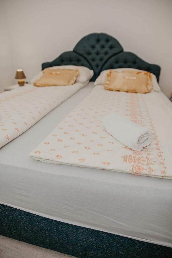 Guest House Ahmo Halilcevic Dubrave Gornje ภายนอก รูปภาพ