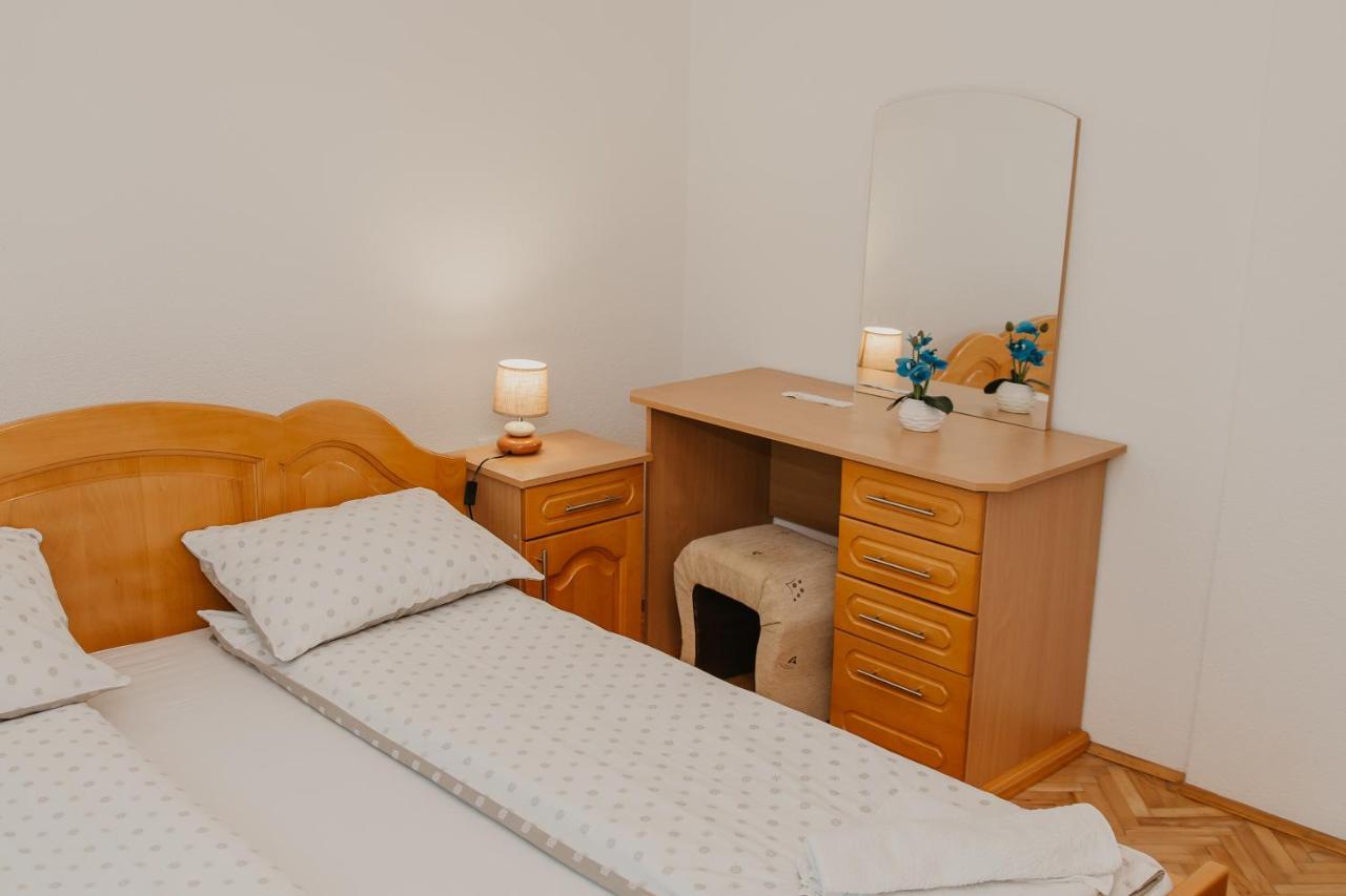 Guest House Ahmo Halilcevic Dubrave Gornje ภายนอก รูปภาพ